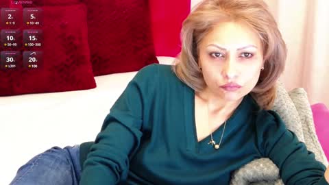 loradelniro1 online show from 01-09-25, 01:24