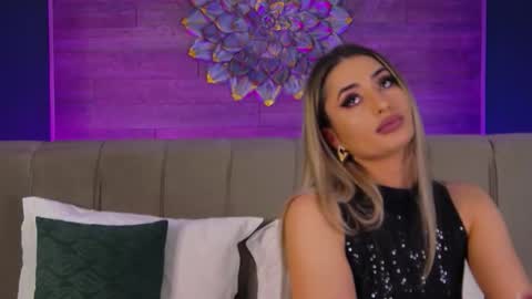 Lora online show from 01-08-26, 08:44