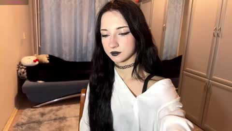 Snapshot of loraleeownby chatting on 02-21-26, 03:57 Hello there im Luna Im new here Lets have fun online show from 02-21-26, 03:57