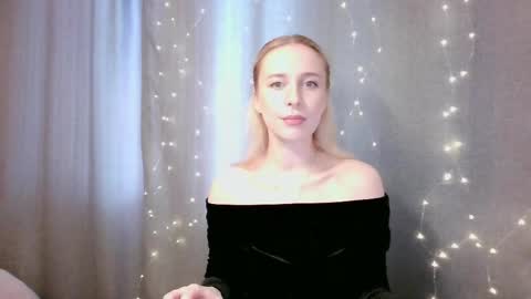 loravine online show from 04-02-26, 09:40