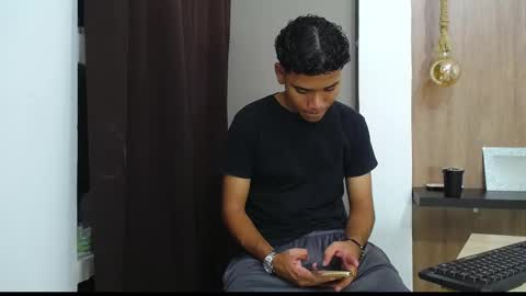 jamess online show from 10-08-25, 07:22