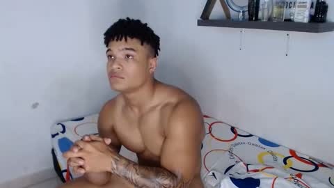 Dominic online show from 11-23-25, 02:44