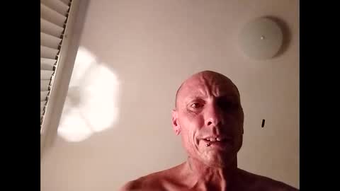 Lordhung79 online show from 10-04-25, 01:03