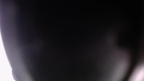 Snapshot of lorec_00 chatting on 10-23-25, 10:52 lorec_00 online show from 10-23-25, 10:52