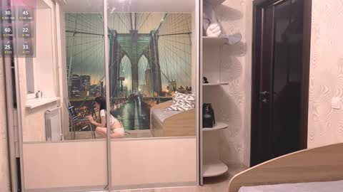 Snapshot of loreeluben chatting on 11-03-25, 01:23 Olivia online show from 11-03-25, 01:23