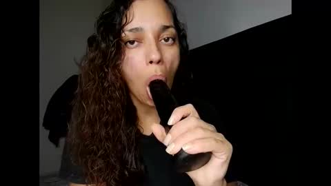 HI   Privates are OPEN online show from 04-08-26, 04:45