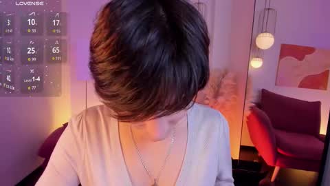 Snapshot of loren_daze chatting on 10-11-25, 01:42 Loren online show from 10-11-25, 01:42