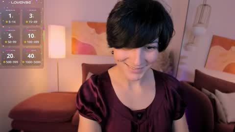 Snapshot of loren_daze chatting on 11-18-25, 02:43 Loren online show from 11-18-25, 02:43