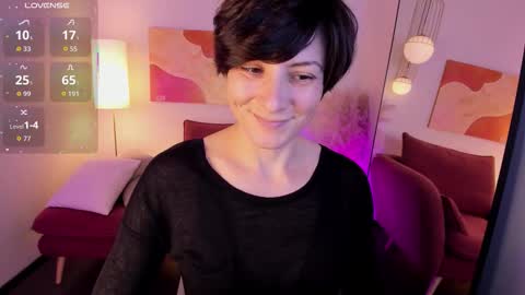 Snapshot of loren_daze chatting on 11-21-25, 02:16 Loren online show from 11-21-25, 02:16