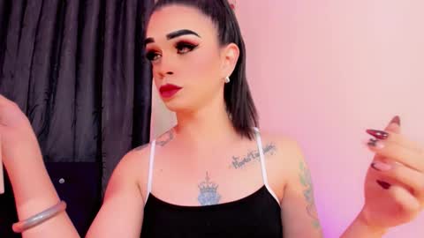 lesly lorena online show from 10-23-25, 03:17