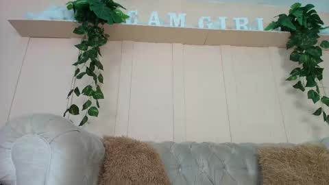 Snapshot of lorena_rubio chatting on 10-18-25, 12:06 lorena_rubio online show from 10-18-25, 12:06