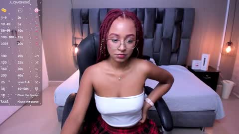 Lorena Vieira  online show from 12-06-24, 12:05
