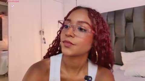 Lorena Vieira  online show from 09-23-25, 08:23