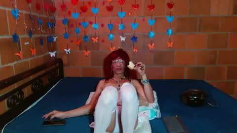 Lorena Capelli online show from 10-10-25, 01:04