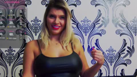 lorenaryan online show from 02-04-25, 03:47