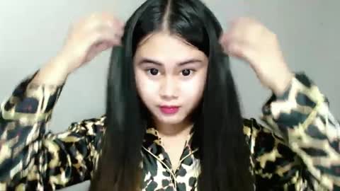 Snapshot of lorenpage_love chatting on 01-04-25, 05:26 LOREN online show from 01-04-25, 05:26