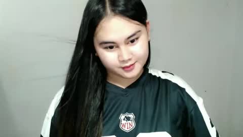 Snapshot of lorenpage_love chatting on 01-05-25, 01:47 LOREN online show from 01-05-25, 01:47