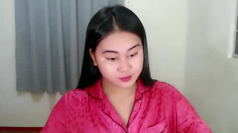 Snapshot of lorenpage_love chatting on 01-07-25, 05:01 LOREN online show from 01-07-25, 05:01