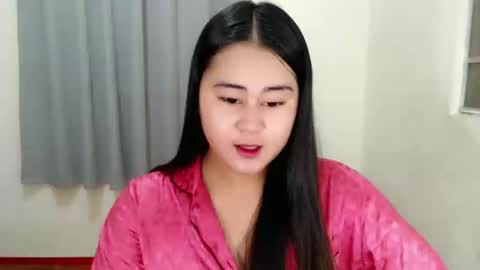 Snapshot of lorenpage_love chatting on 01-11-25, 05:41 LOREN online show from 01-11-25, 05:41