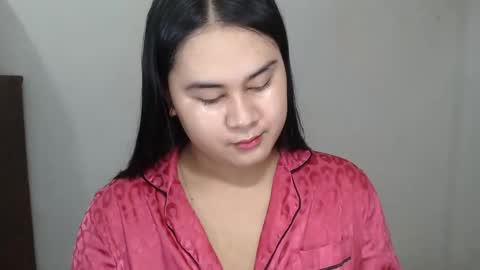 Snapshot of lorenpage_love chatting on 01-11-25, 06:33 LOREN online show from 01-11-25, 06:33