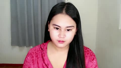 Snapshot of lorenpage_love chatting on 01-12-25, 06:06 LOREN online show from 01-12-25, 06:06
