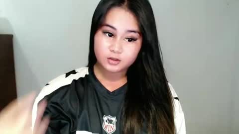 Snapshot of lorenpage_love chatting on 01-27-25, 07:13 LOREN online show from 01-27-25, 07:13
