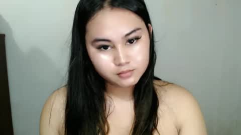 Snapshot of lorenpage_love chatting on 02-13-25, 11:17 LOREN online show from 02-13-25, 11:17