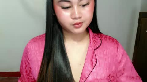 Snapshot of lorenpage_love chatting on 02-21-25, 06:51 LOREN online show from 02-21-25, 06:51