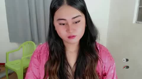 Snapshot of lorenpage_love chatting on 02-27-25, 10:04 LOREN online show from 02-27-25, 10:04
