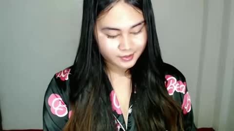 Snapshot of lorenpage_love chatting on 03-11-25, 05:02 LOREN online show from 03-11-25, 05:02