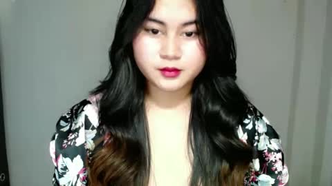 Snapshot of lorenpage_love chatting on 03-12-25, 09:23 LOREN online show from 03-12-25, 09:23