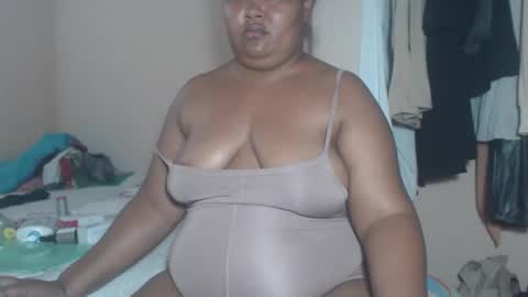 lorena online show from 11-20-25, 01:17