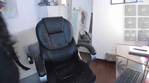 Snapshot of loretta_fraser chatting on 02-24-26, 01:20 loretta_fraser online show from 02-24-26, 01:20