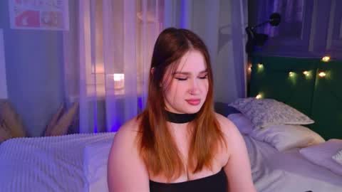 Lori online show from 11-22-25, 07:02