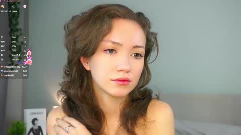 Naomi online show from 11-08-25, 10:41