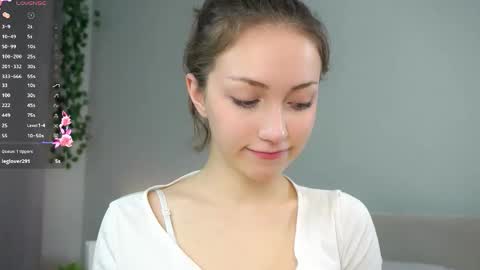 Naomi online show from 11-11-25, 02:00