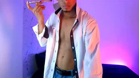 Lorian Vikel  online show from 02-22-26, 10:08