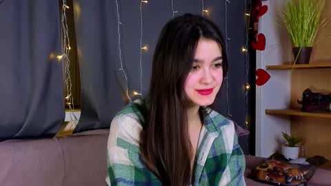 Snapshot of lorindastanke chatting on 03-25-26, 08:26 Nicole online show from 03-25-26, 08:26