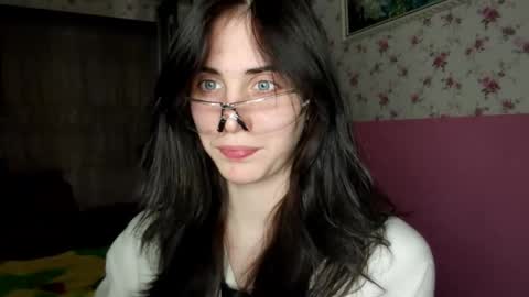 Kira online show from 11-23-25, 03:34