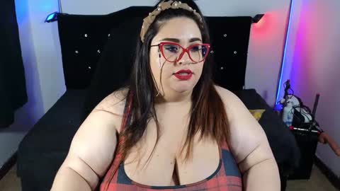 loriscohen3 online show from 12-31-24, 07:20