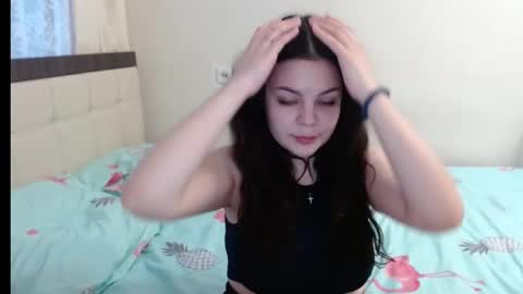 Lorna online show from 02-05-25, 01:11