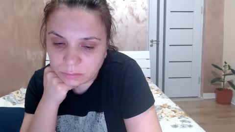 LorraGrey online show from 04-01-26, 07:33