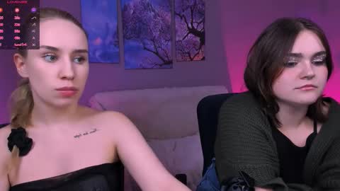 Lora for u online show from 09-14-25, 11:26