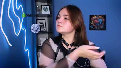 Lora for u online show from 10-07-25, 07:22