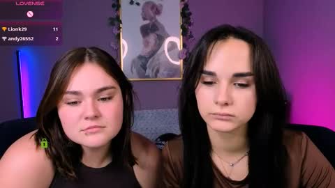 Lora for u online show from 10-20-25, 09:26