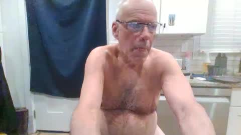 Snapshot of losertinypeni chatting on 03-03-25, 11:24 losertinypeni online show from 03-03-25, 11:24