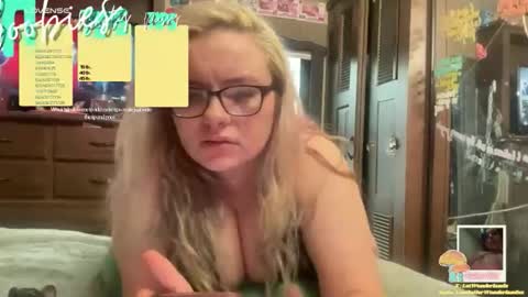 Snapshot of lostinherwonderland chatting on 11-13-25, 09:25 LostInHerWonderlan online show from 11-13-25, 09:25