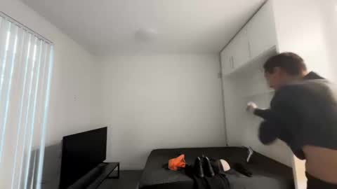 Snapshot of lostpuppyboy chatting on 09-23-25, 01:41 lostpuppyboy online show from 09-23-25, 01:41