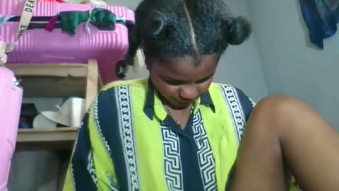 louane98 online show from 02-17-26, 05:59