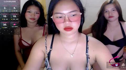 Snapshot of lougem chatting on 02-11-26, 10:31 lougem online show from 02-11-26, 10:31